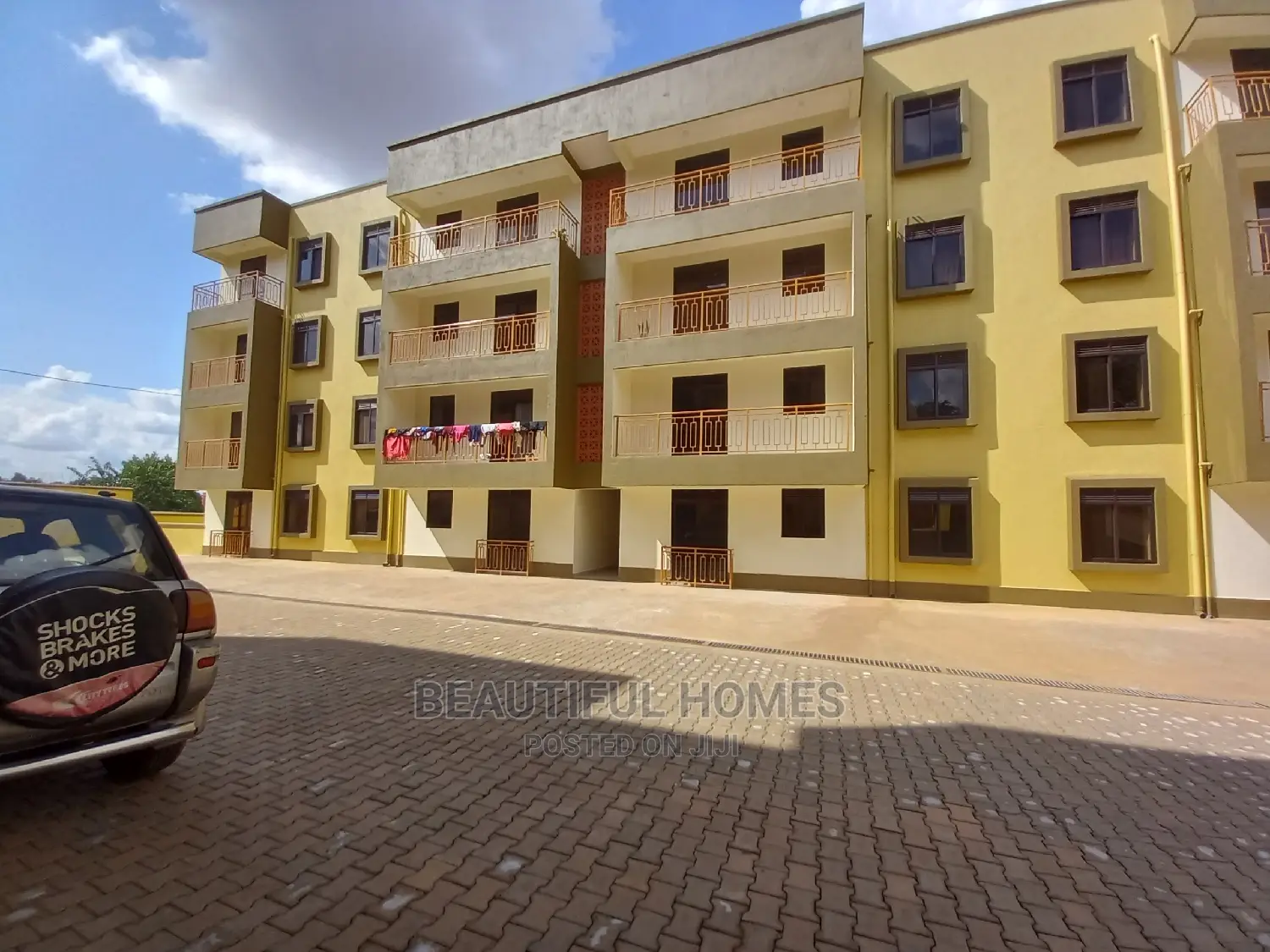 Furnished 3bdrm Condo in Kisaasi Corporate, Central Division for Sale in Central Division