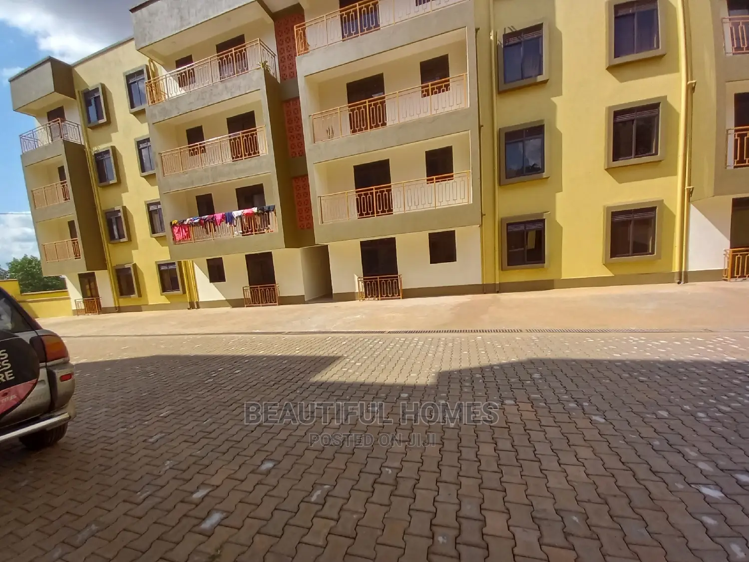Furnished 3bdrm Condo in Kisaasi Corporate, Central Division for Sale in Central Division