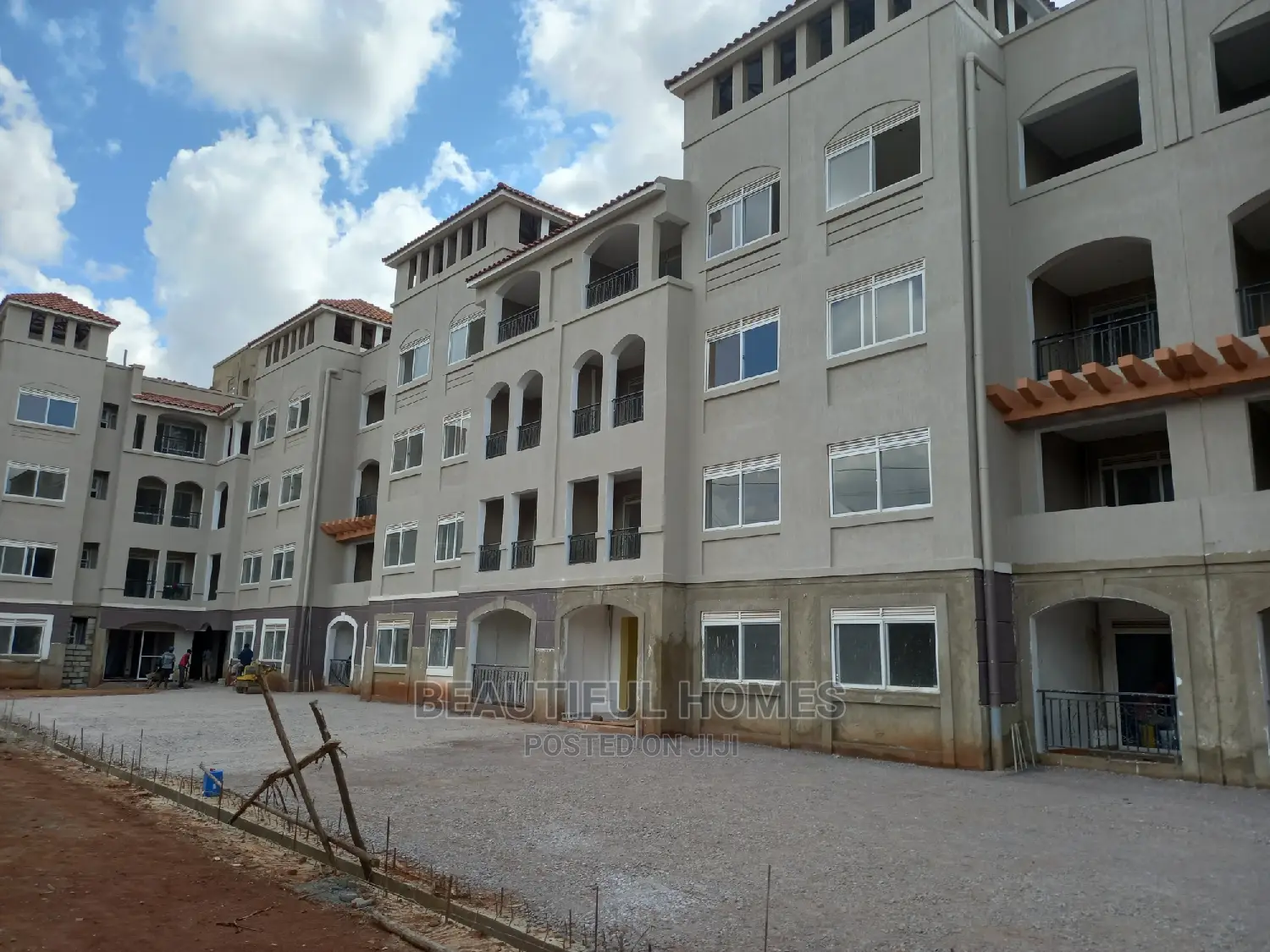 Furnished 3bdrm Condo in Naalya Wealthy, Central Division for Sale in Central Division