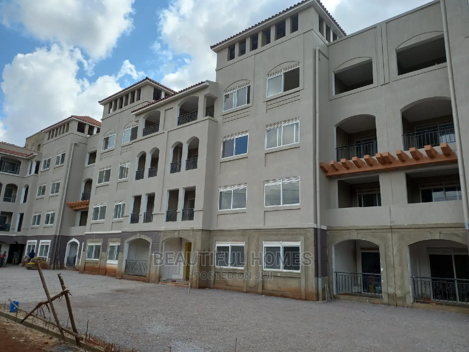 Furnished 3bdrm Condo in Naalya Wealthy, Central Division for Sale in Central Division
