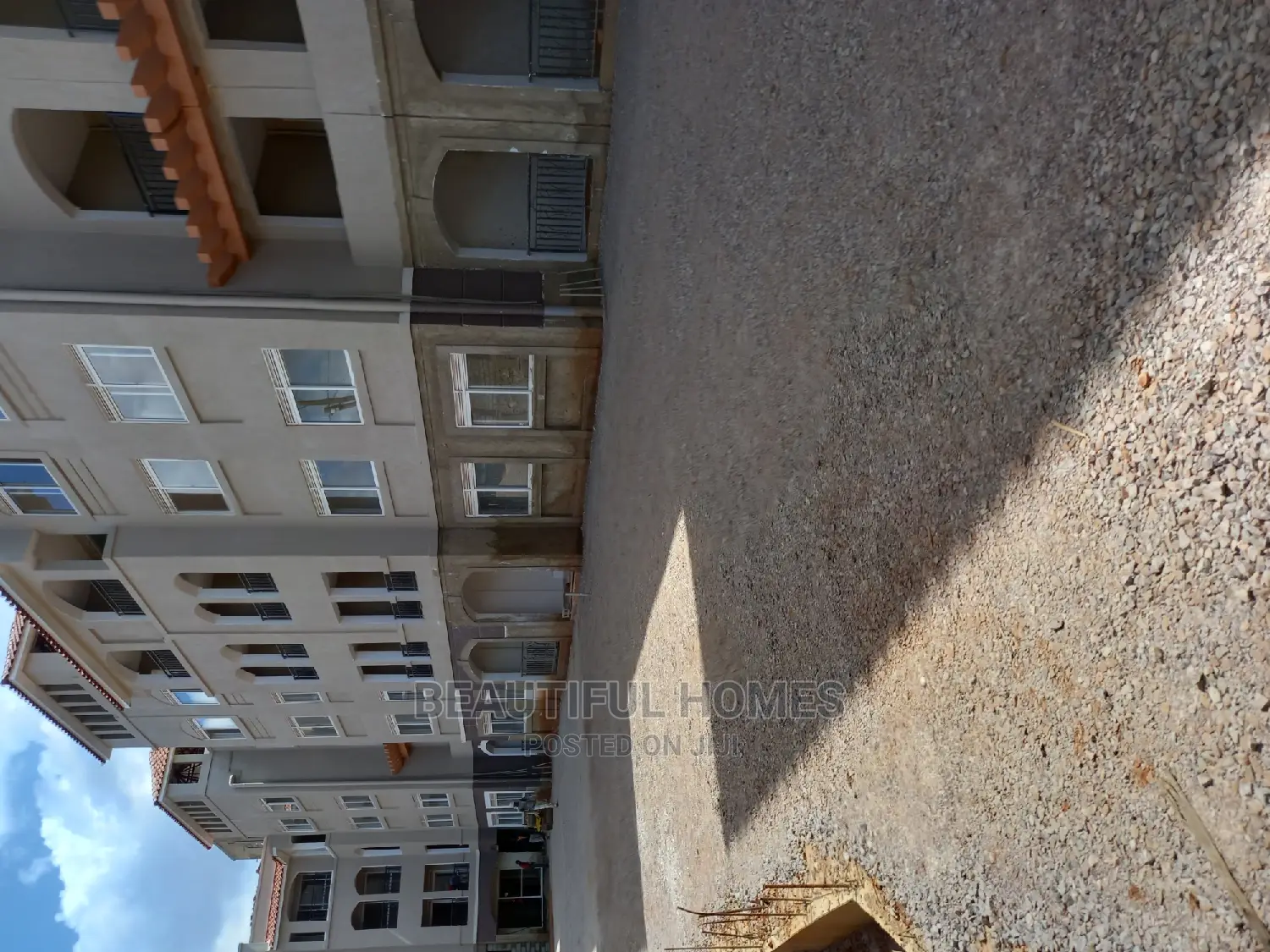 Furnished 2bdrm Condo in Naalya Estate, Central Division for Sale in Central Division