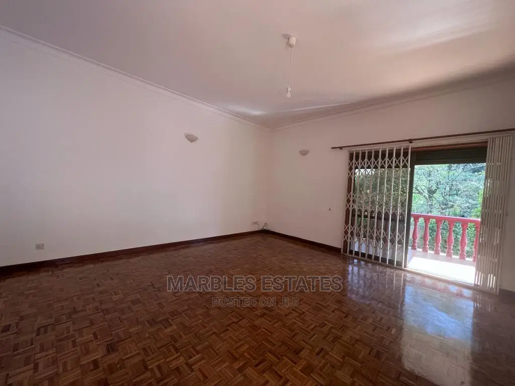 4bdrm Bungalow in Kololo, Central Division for Rent in Central Division