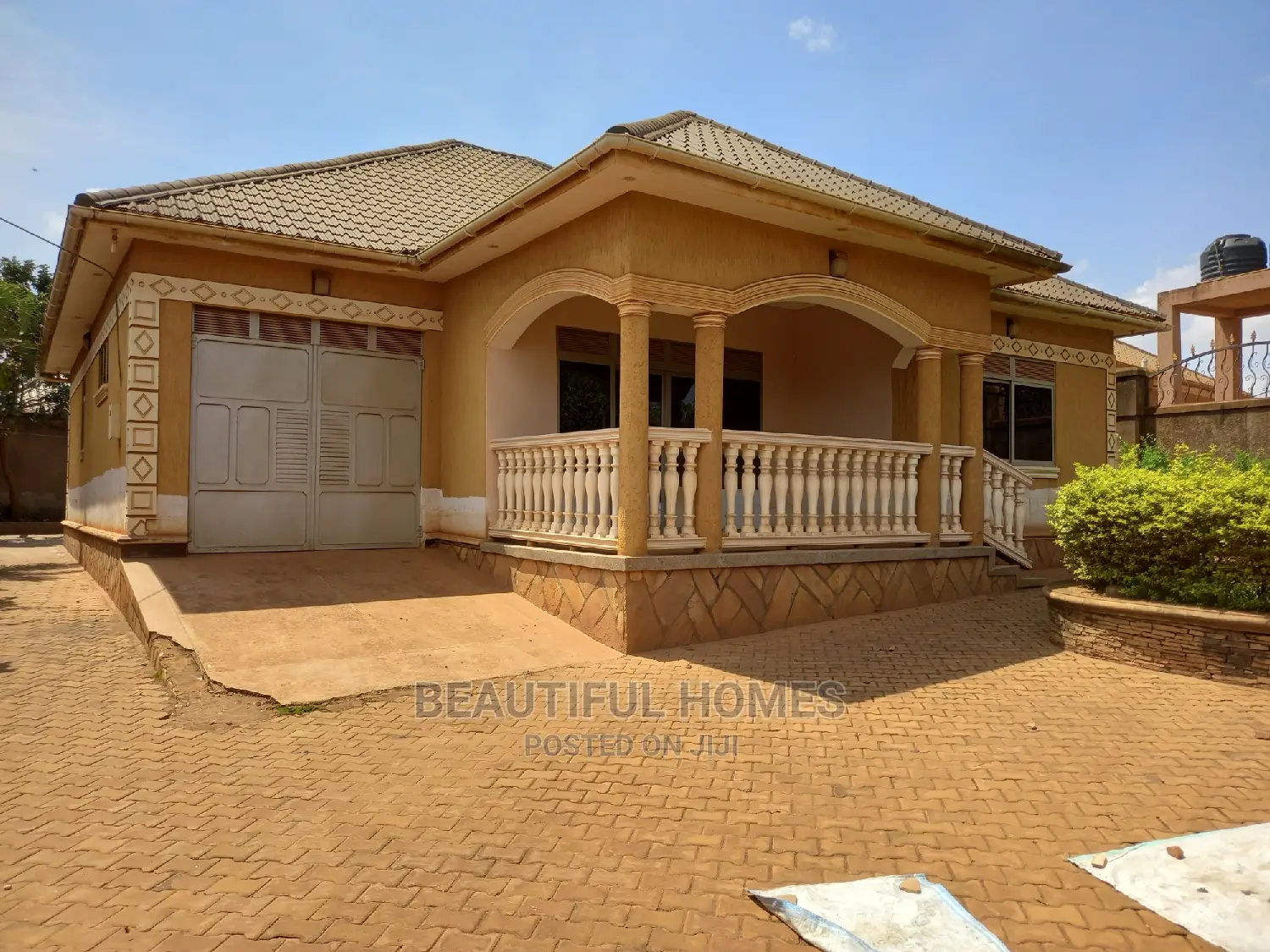Furnished 5bdrm Bungalow in Kira for Sale in Kira