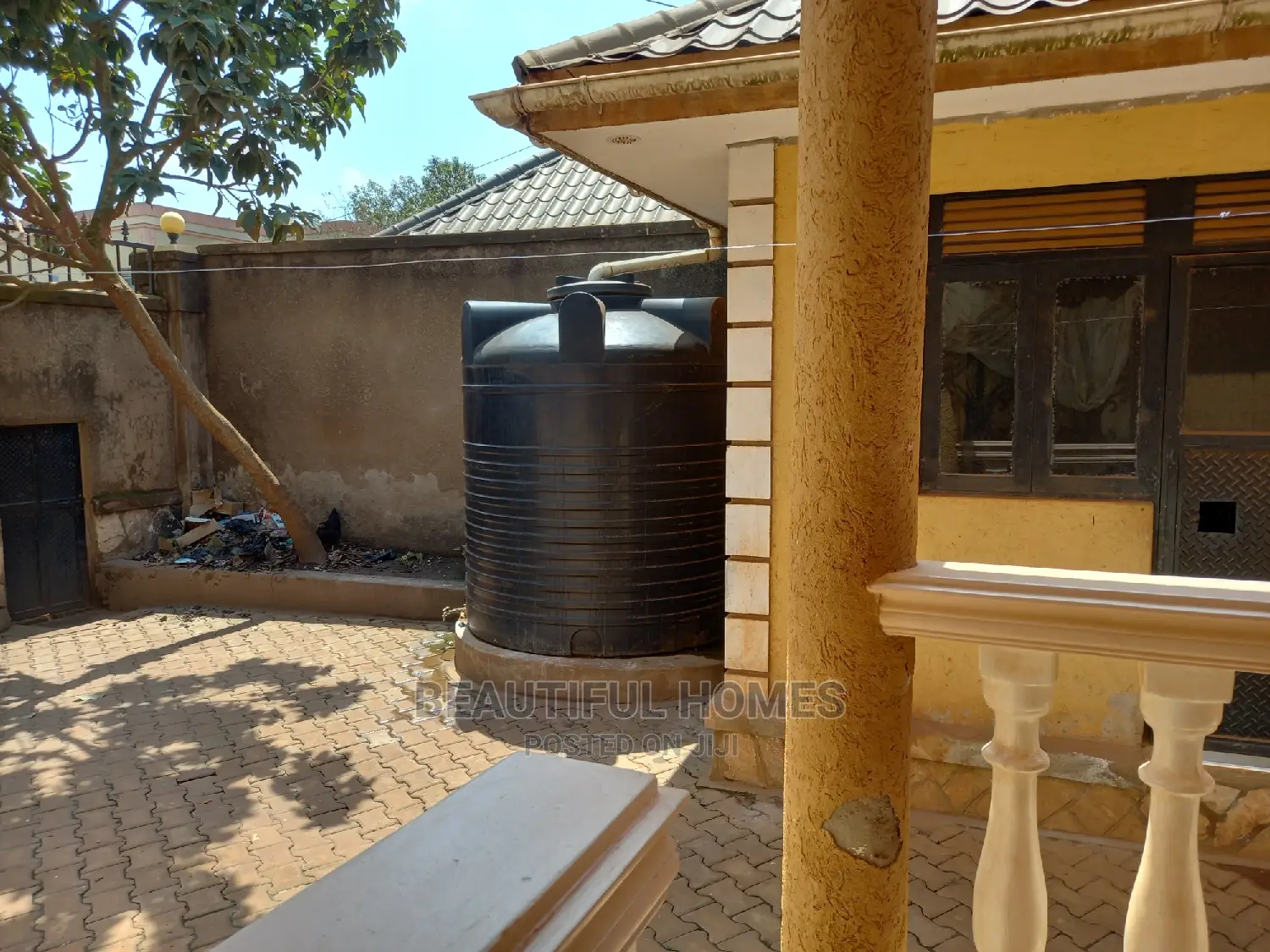 Furnished 5bdrm Bungalow in Kira for Sale in Kira