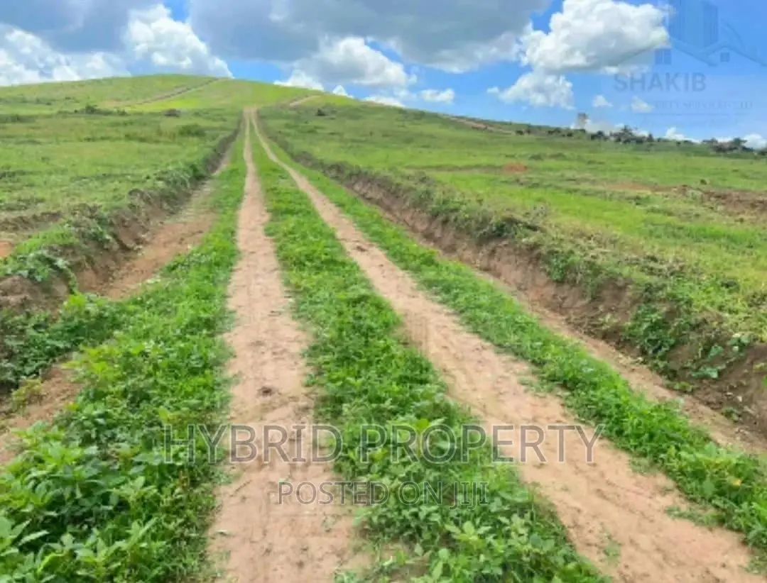 Plots for Sale at Kakiri~Simbamanyo Land Estate~Hoima Road. in Kakiri