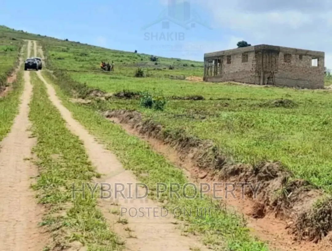 Plots for Sale at Kakiri~Simbamanyo Land Estate~Hoima Road. in Kakiri