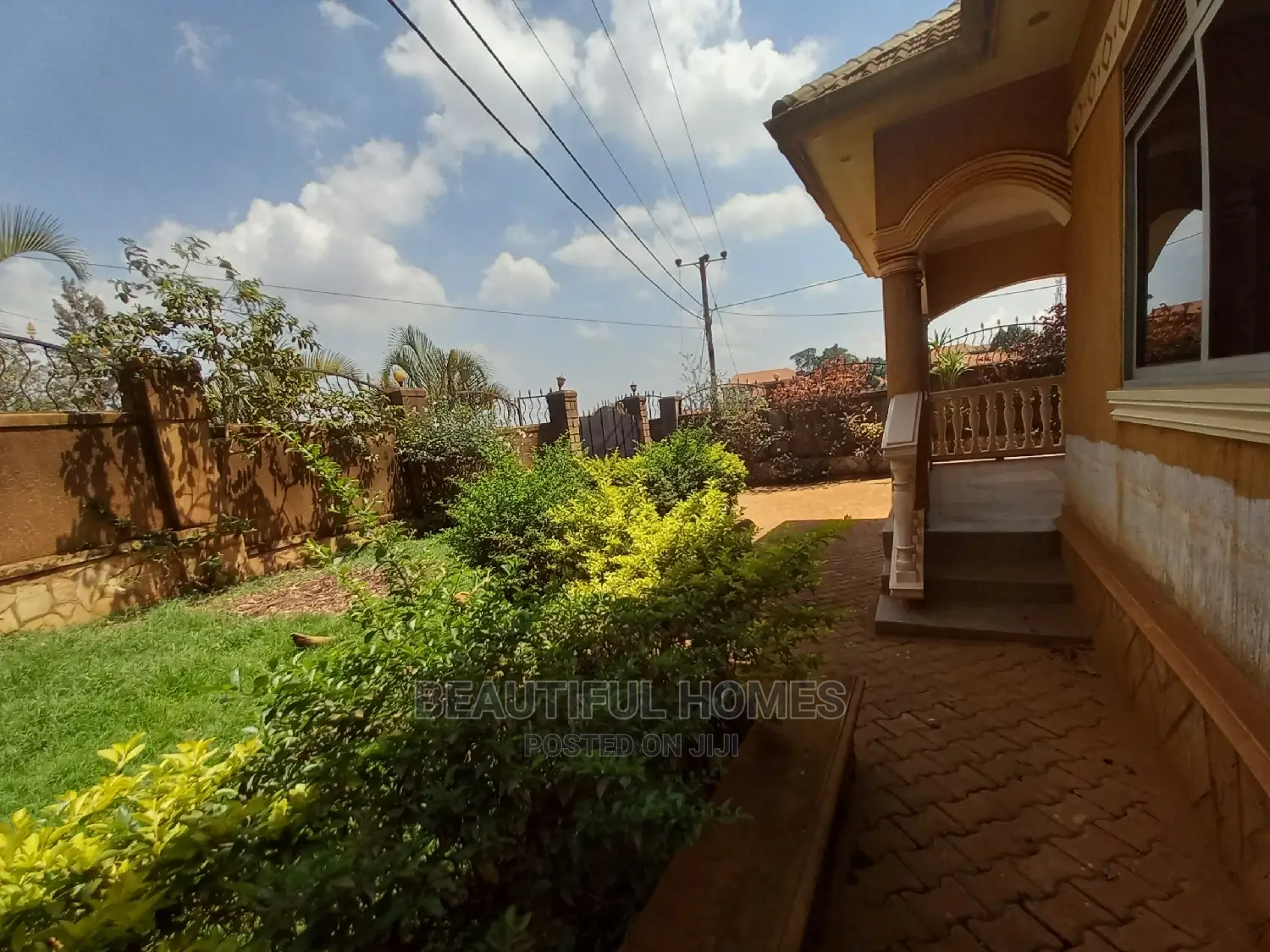 Furnished 5bdrm House in Kira Nice for Sale in Kira