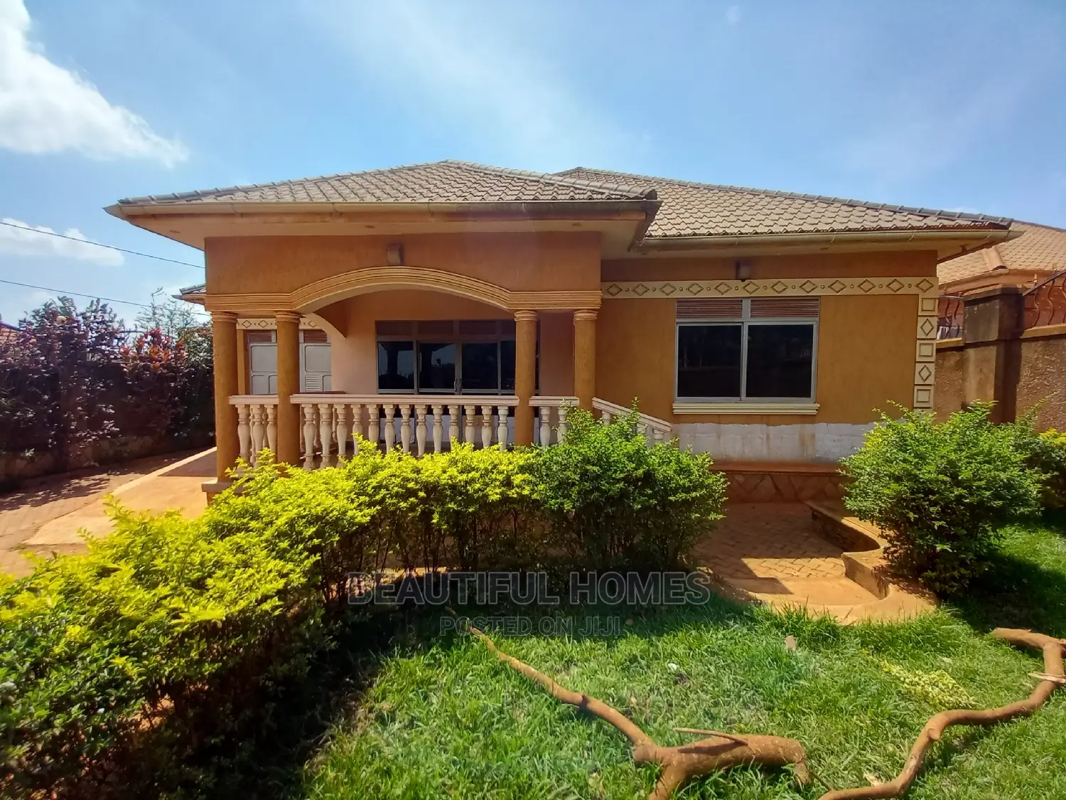 Furnished 5bdrm House in Kira for Sale in Kira