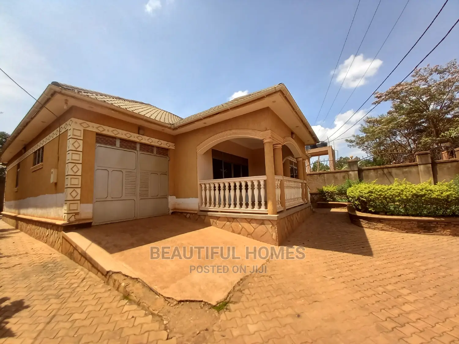 Furnished 5bdrm Bungalow in Kira for Sale in Kira