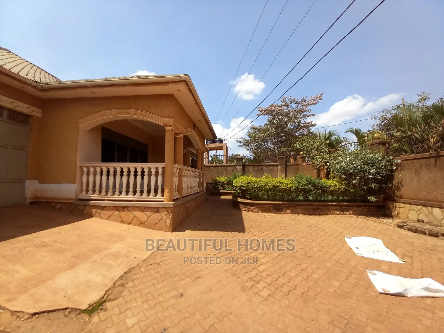 Furnished 5bdrm Bungalow in Kira for Sale in Kira