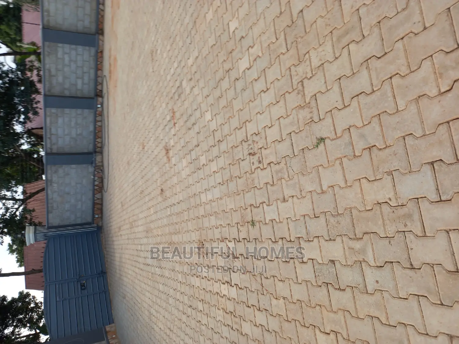 Furnished 2bdrm Block of Flats in Kira Tarmack, Central Division in Central Division
