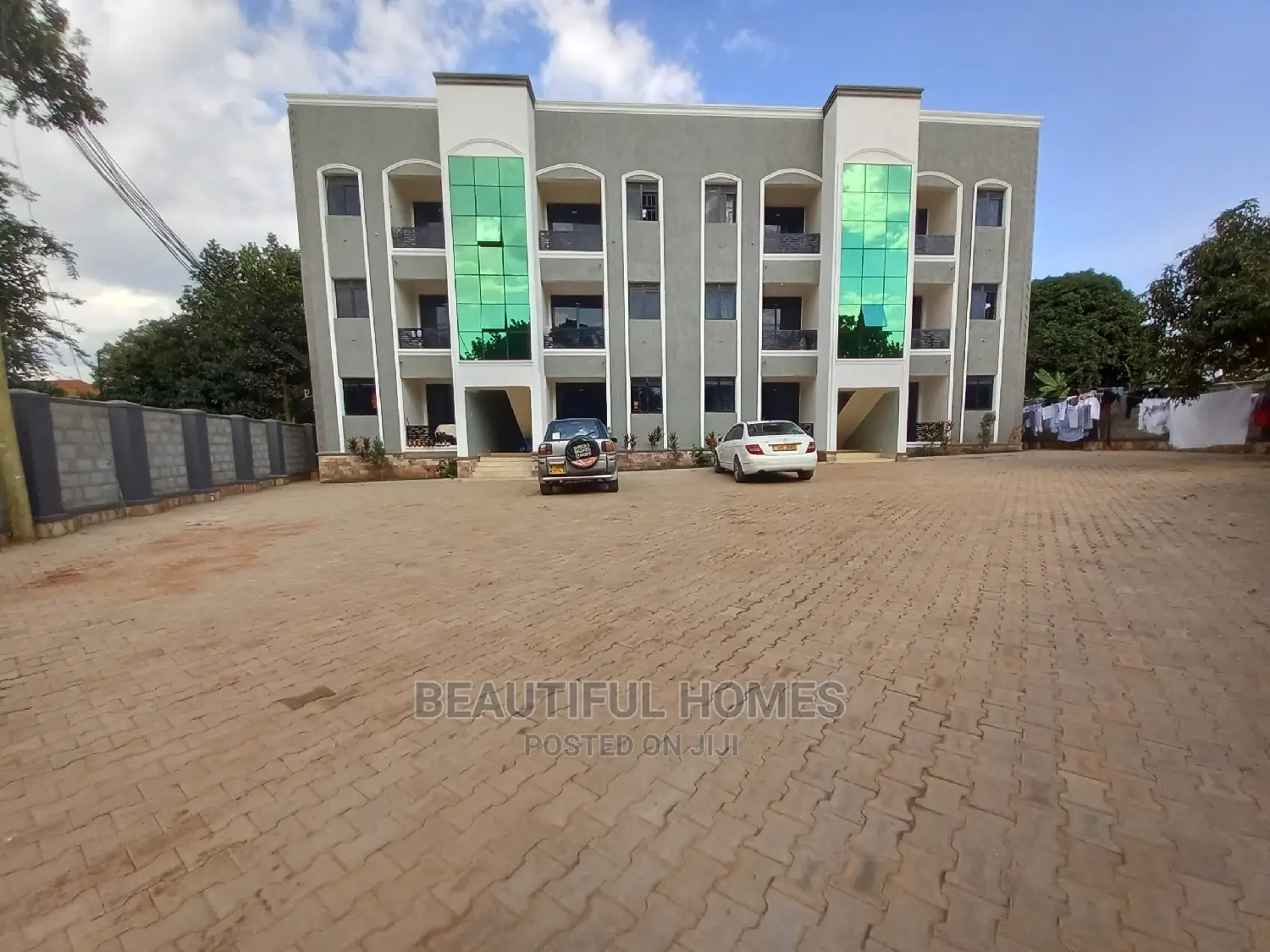 Furnished 2bdrm Block of Flats in Kira 1 for Sale in Kira