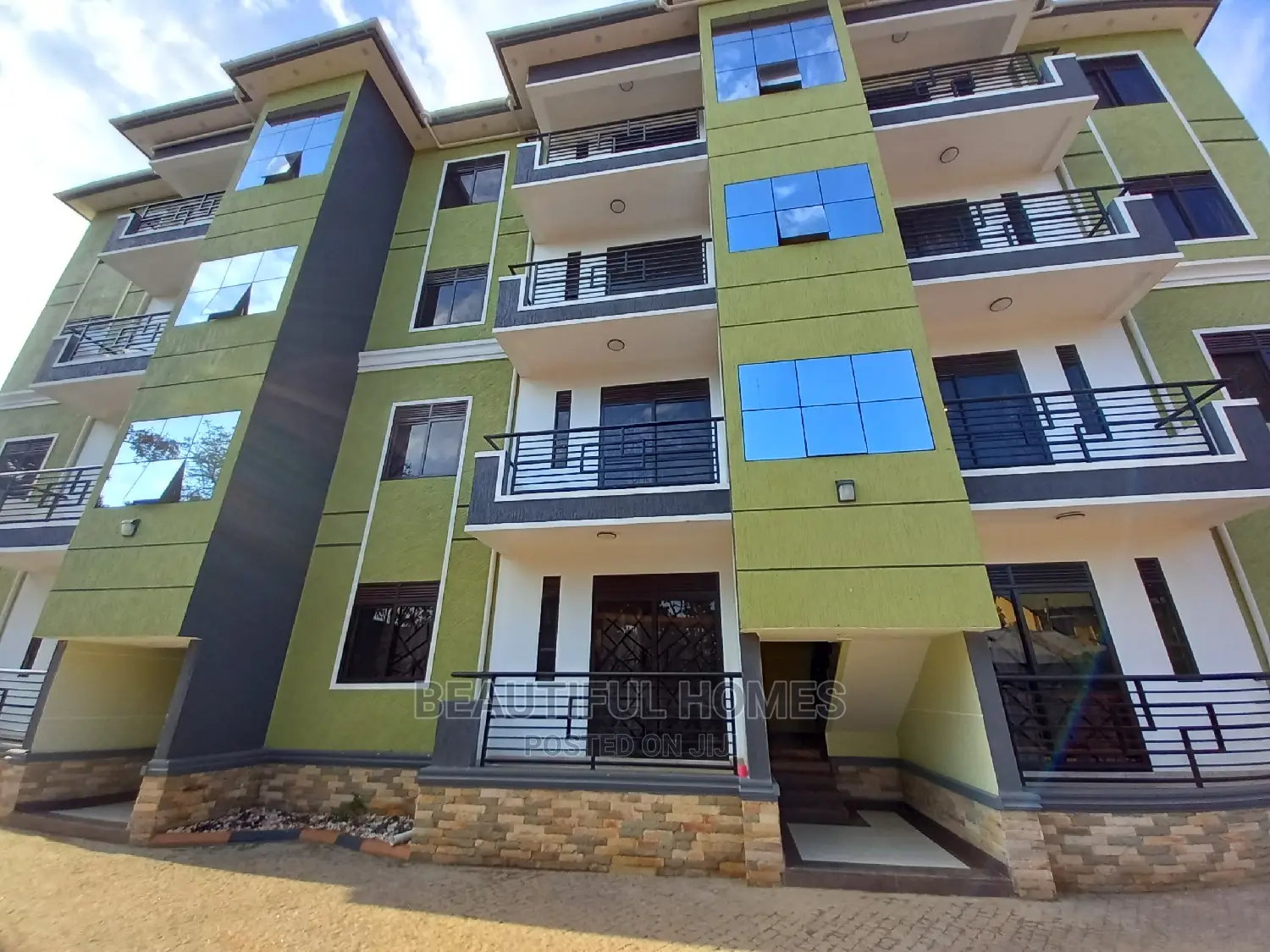 Furnished 2bdrm Block of Flats in Ntinda, Central Division for Sale in Central Division