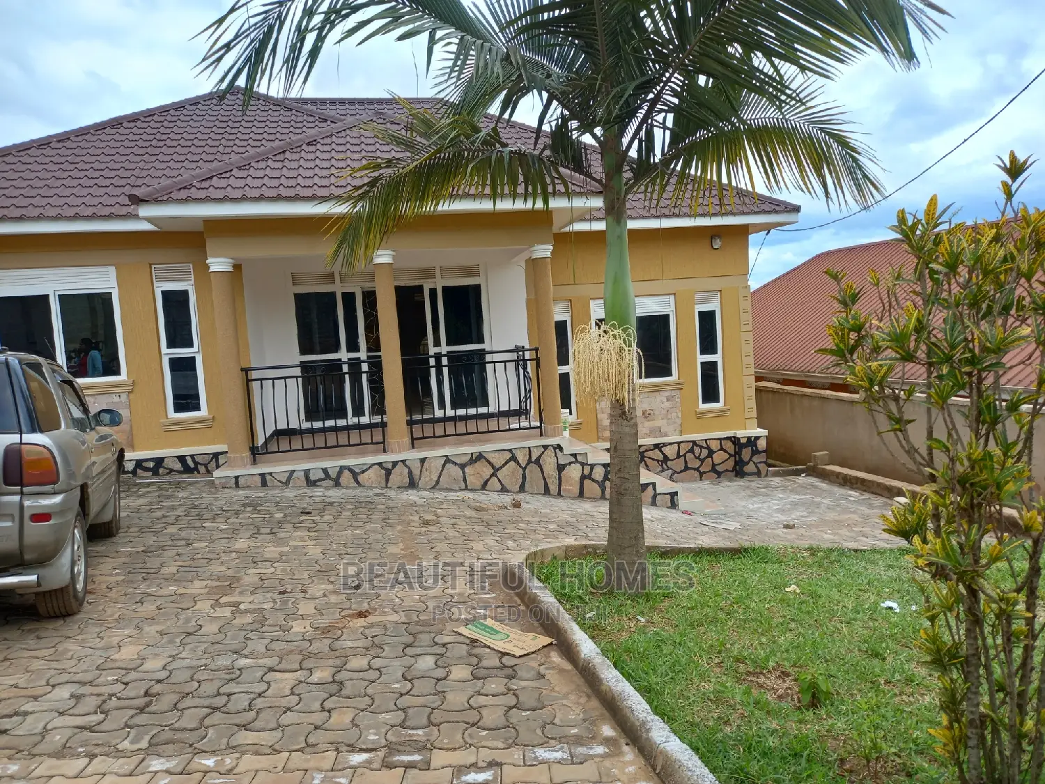 Furnished 3bdrm House in Kira, Central Division for Sale in Central Division