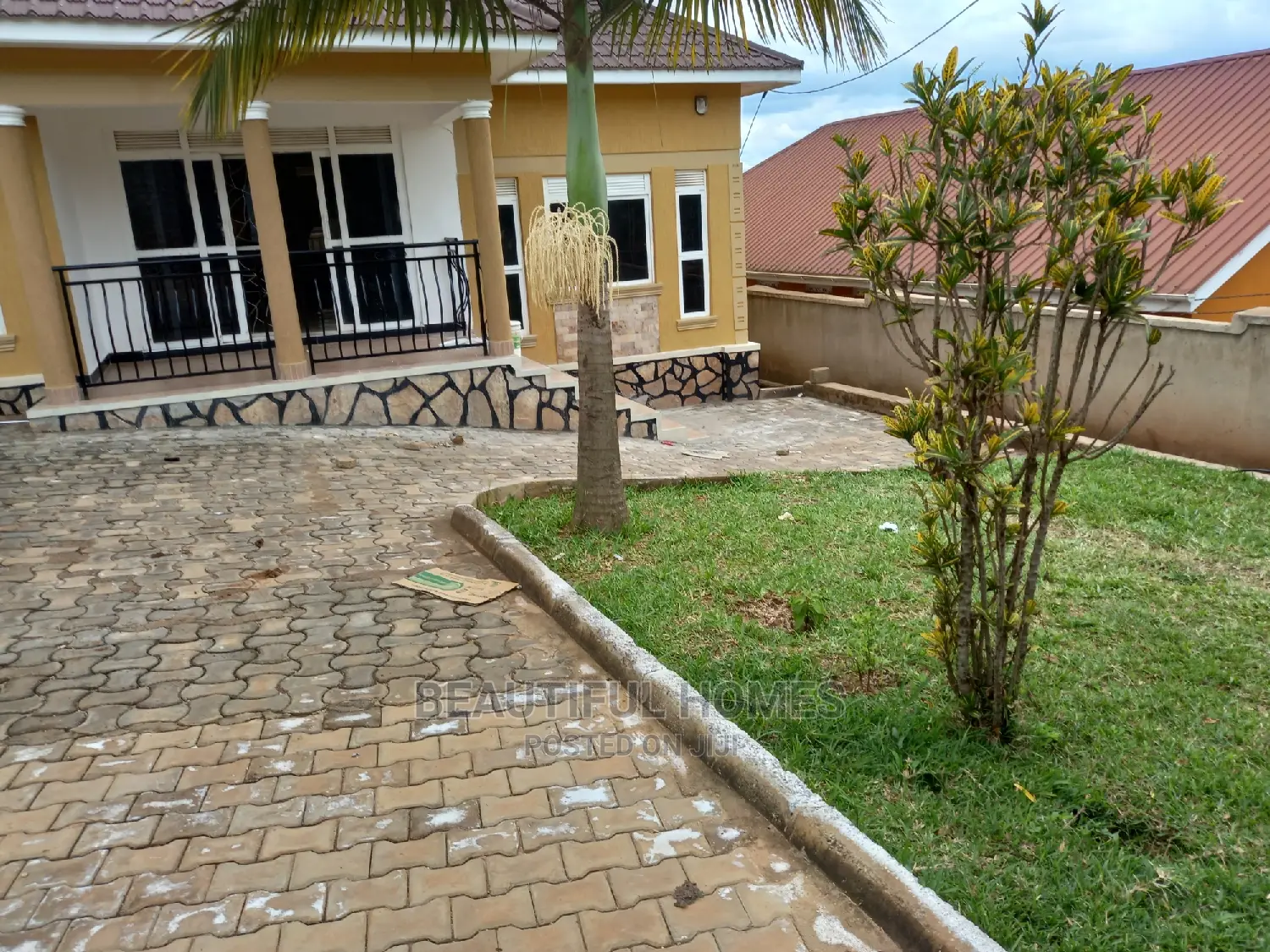 Furnished 3bdrm House in Kira for Sale in Kira