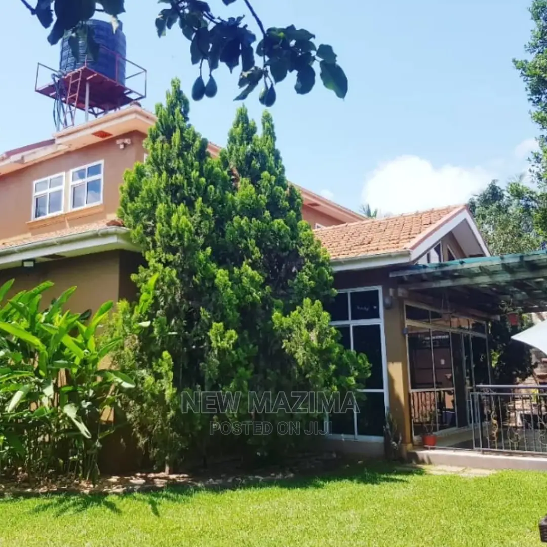 5bdrm Mansion in Muyenga Bukasa, Central Division for sale in Central Division