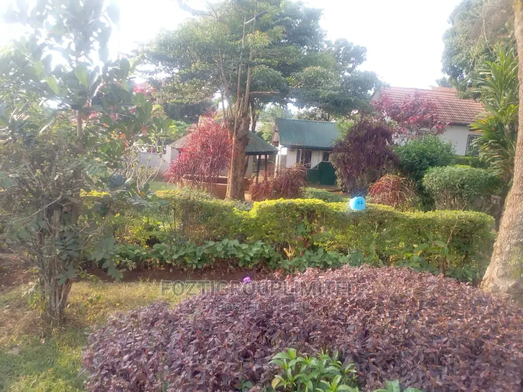 Mini Flat in Lugonjo Entebbe Town, Katabi for sale in Katabi
