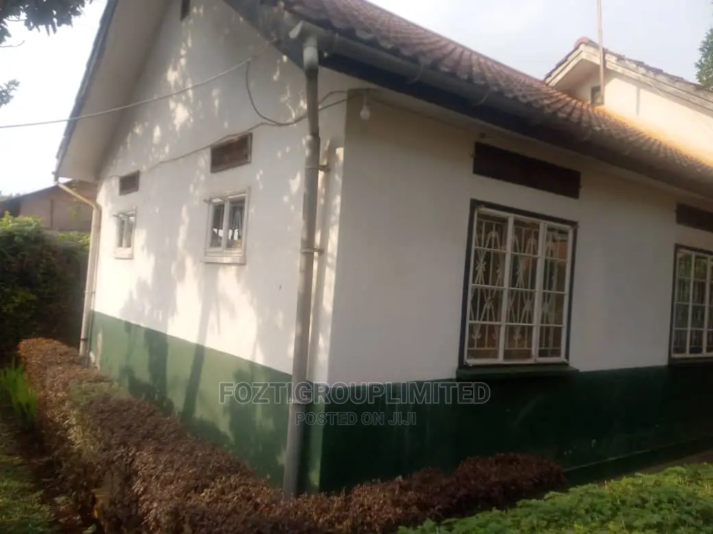 Mini Flat in Lugonjo Entebbe Town, Katabi for sale in Katabi