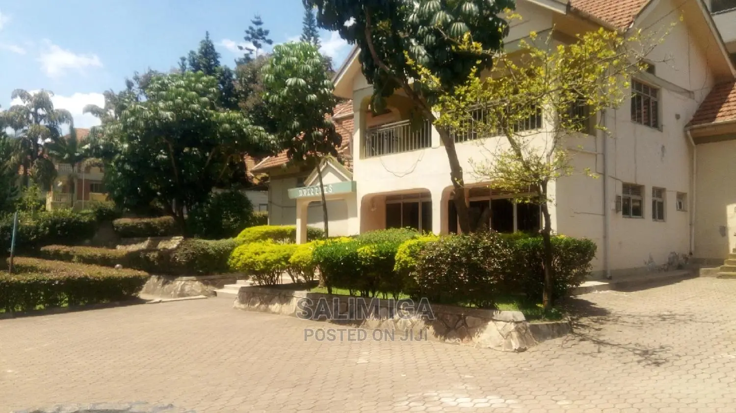 5bdrm Duplex in Kololo Property, Central Division for Rent in Central Division