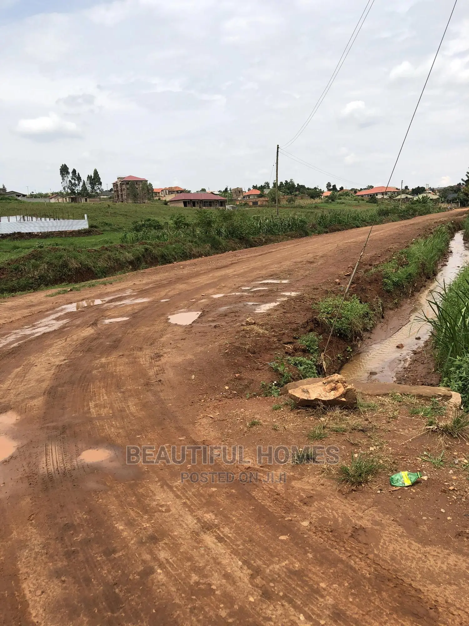 Kira Beautiful Plot for Sell Near the Main Road in Kampala