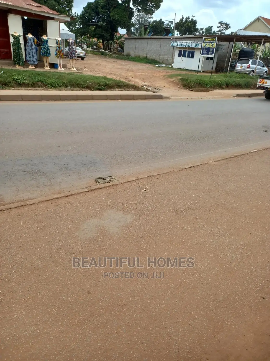 Kyaliwajjara Classic Commercial Land on Sell in Central Division