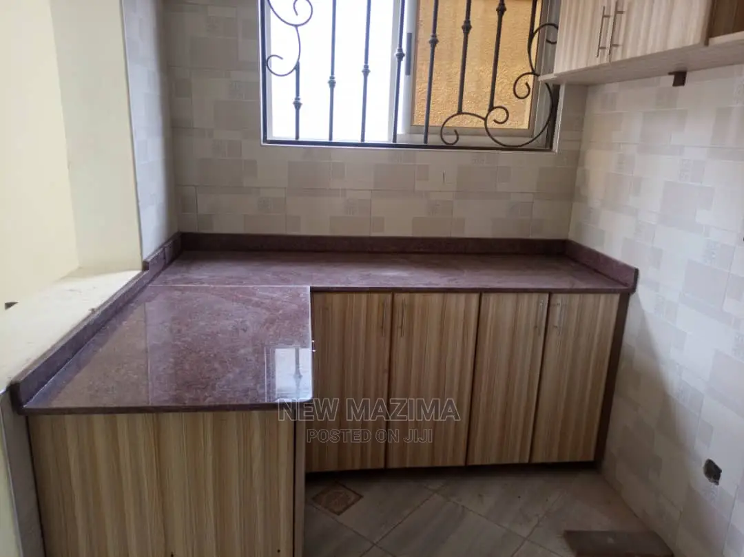 3bdrm Bungalow in Kitende Ntebe Rd, Central Division for Sale in Central Division