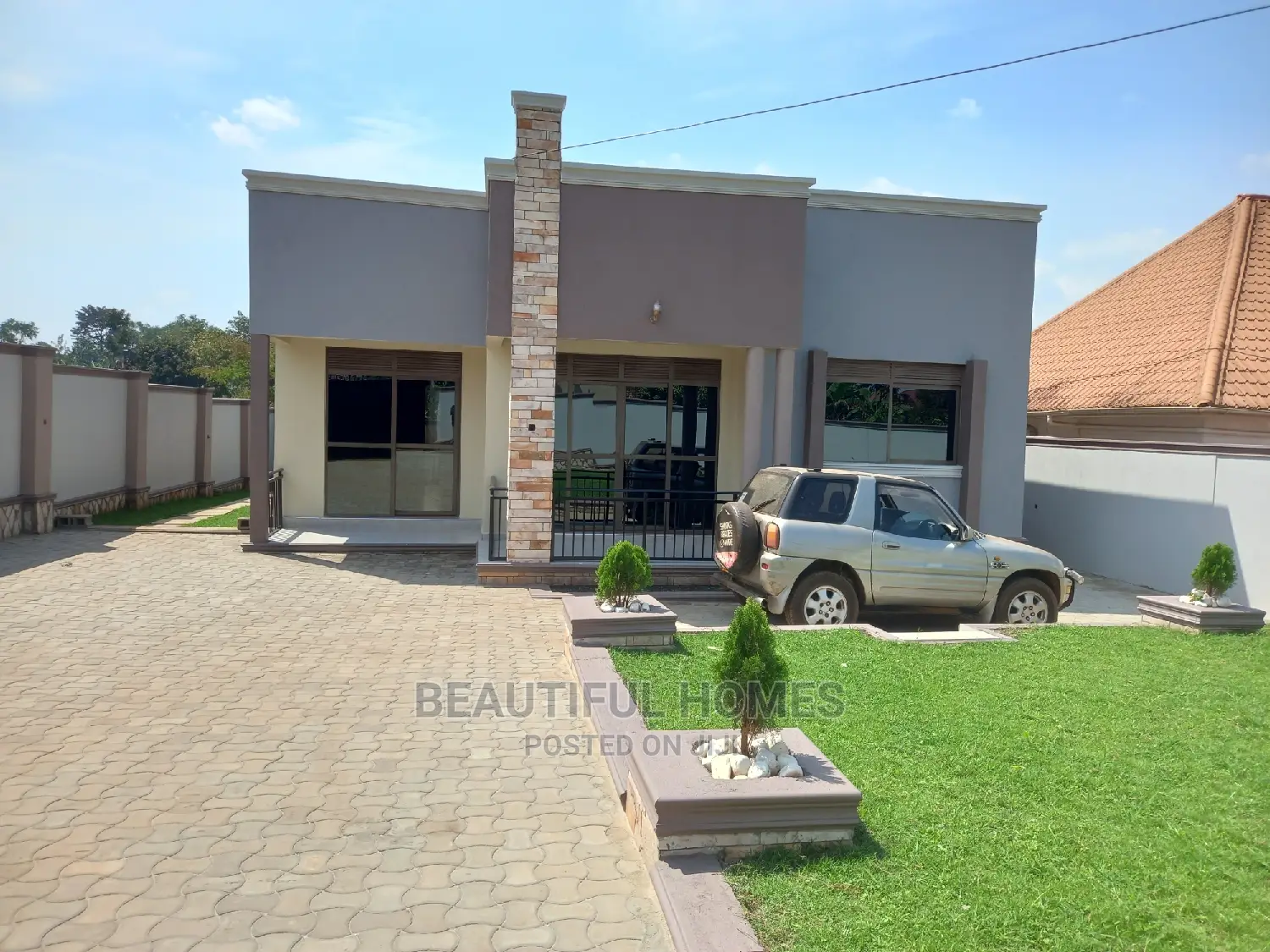 Furnished 4bdrm Bungalow in Kira, Central Division for Sale in Central Division