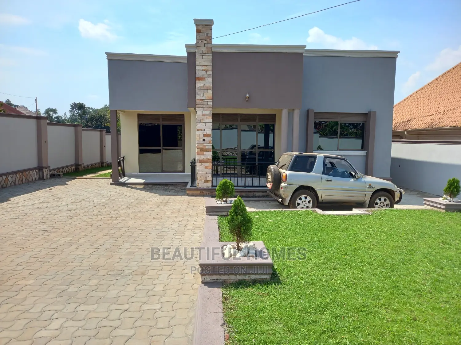 Furnished 4bdrm House in Kira for Sale in Kira