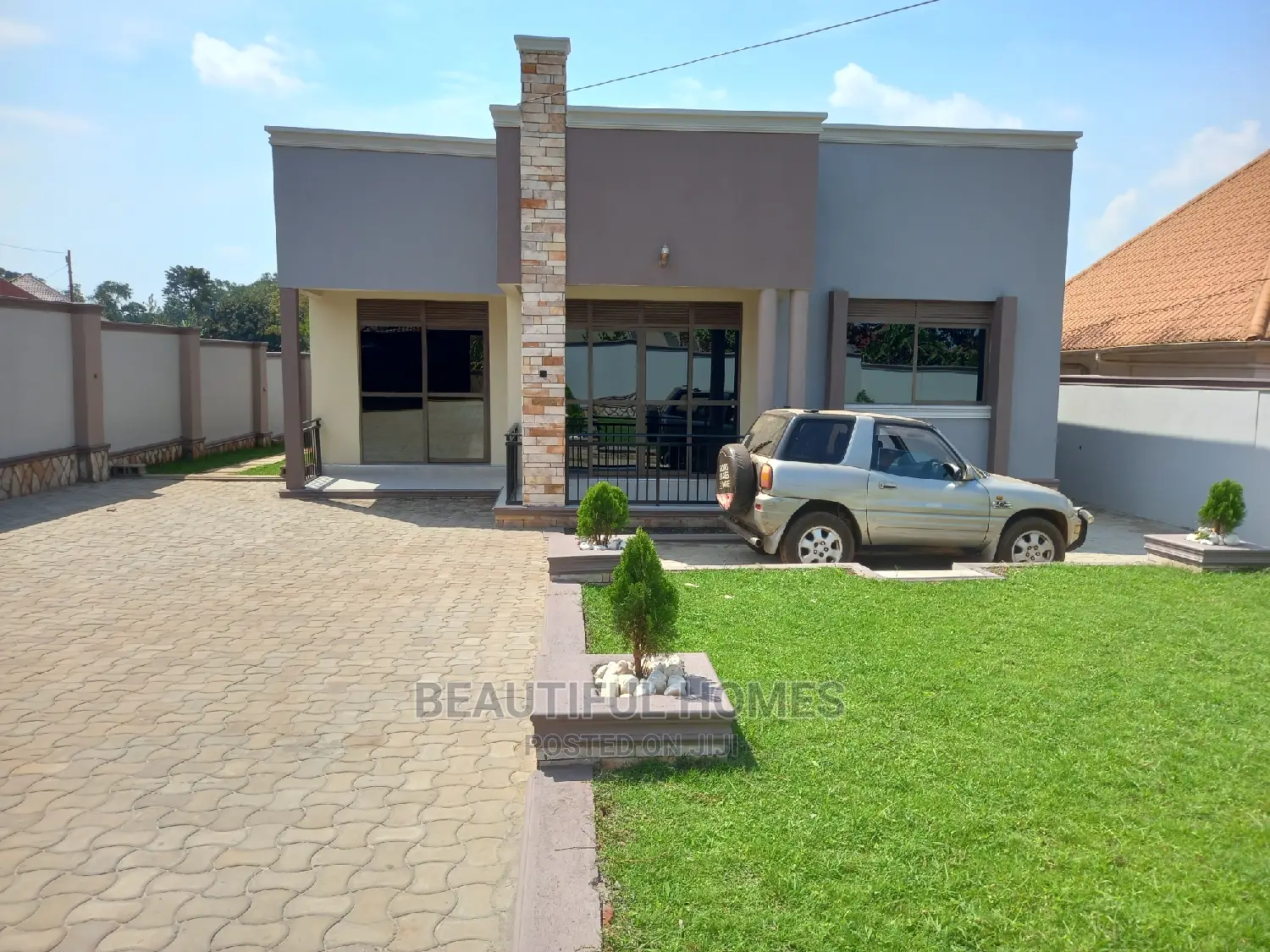 Furnished 4bdrm House in Kira for Sale in Kira