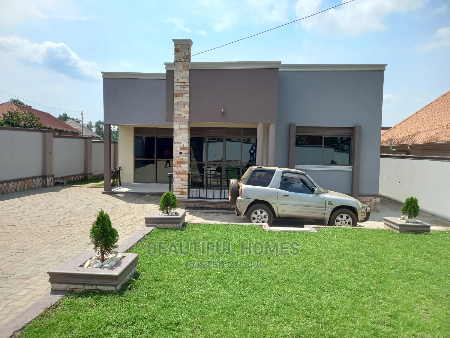 Furnished 4bdrm House in Kira for Sale in Kira