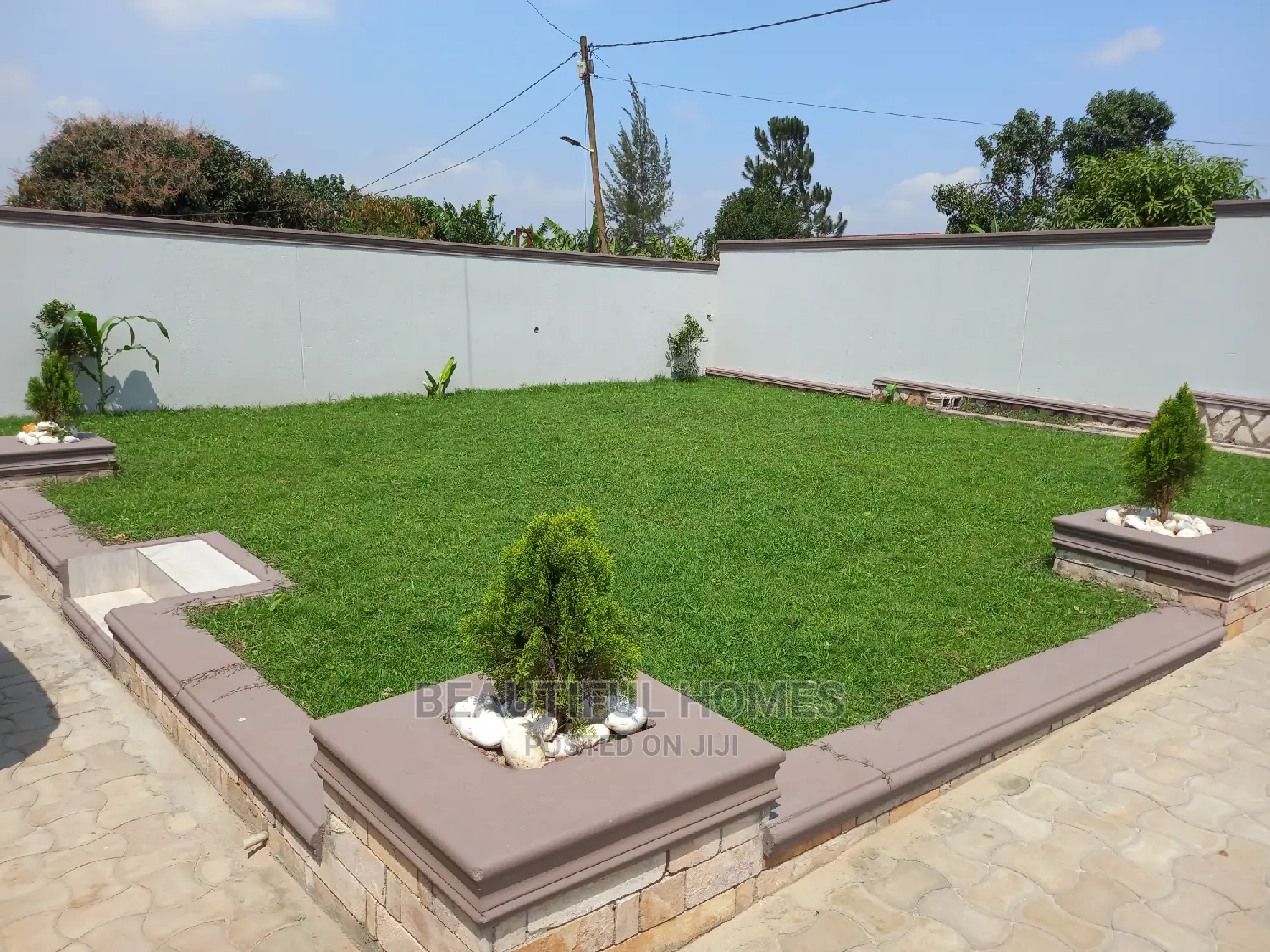 Furnished 4bdrm House in Kira for sale in Kira