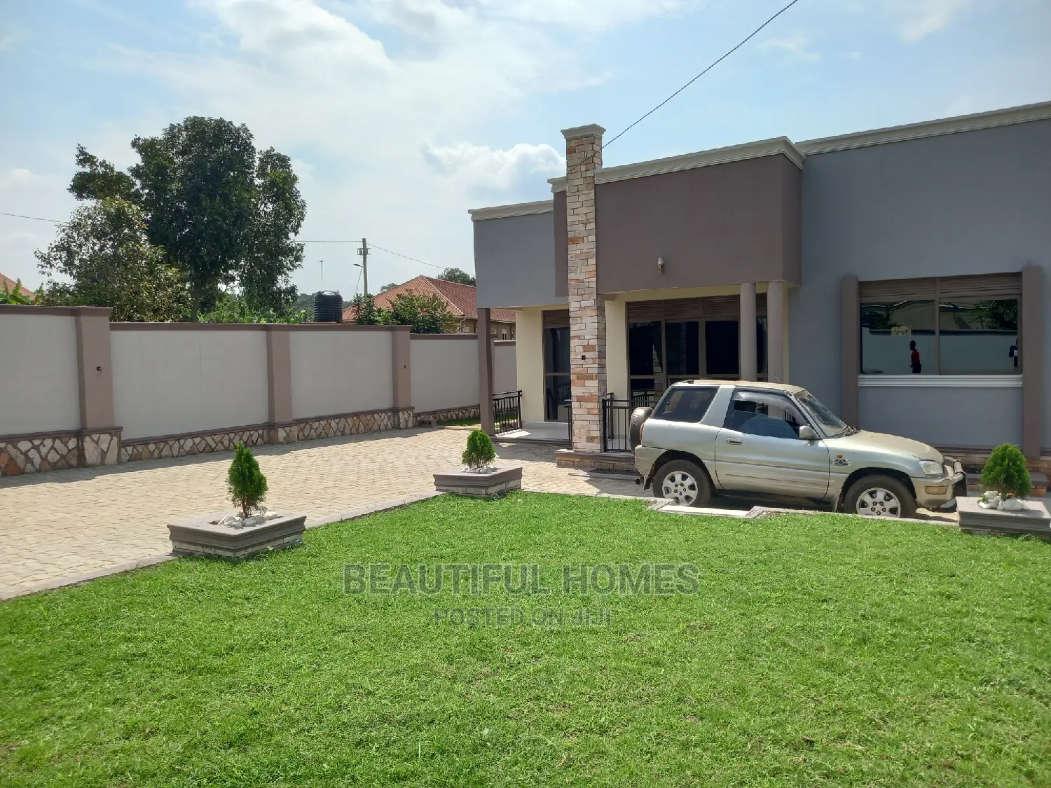 Furnished 4bdrm House in Kira for Sale in Kira