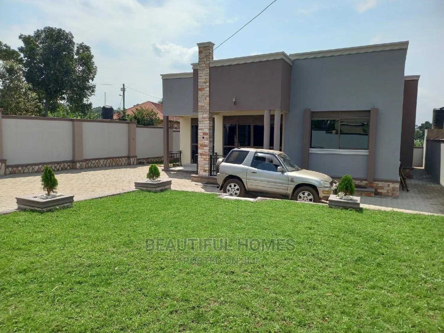 Furnished 4bdrm House in Kira for Sale in Kira