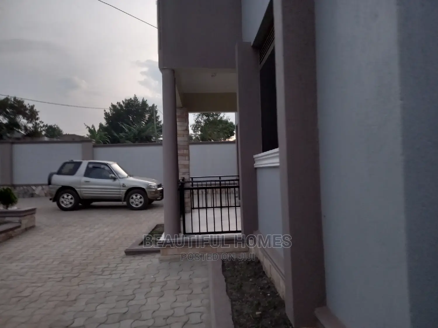 Furnished 4bdrm House in Kira, Central Division for Sale in Central Division