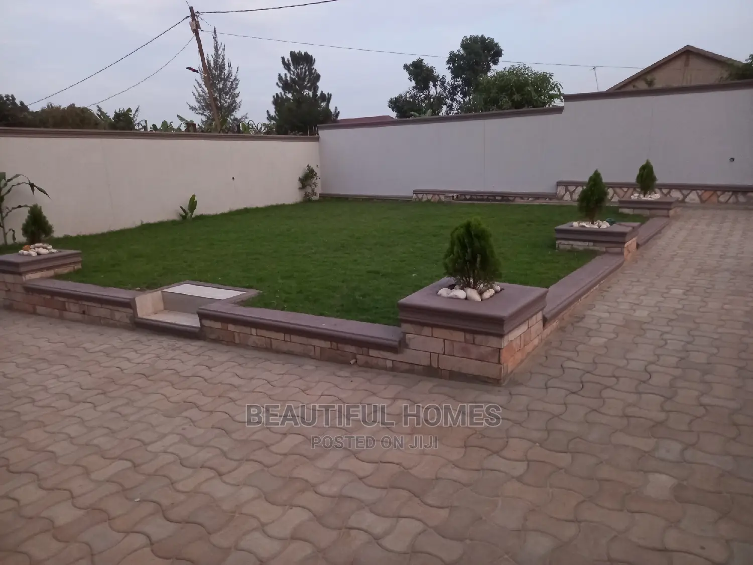 Furnished 4bdrm House in Kira for Sale in Kira