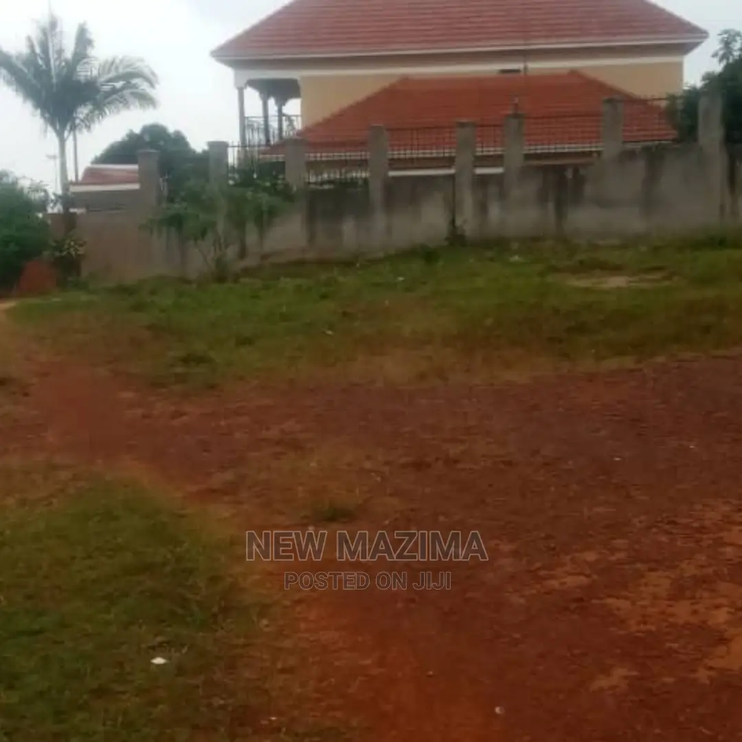 Very Classic Fancy Plot Forced Sale Here in Heart of Seguku in Division A