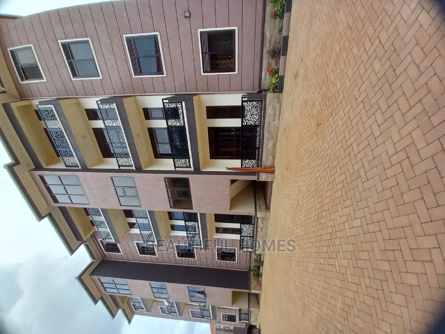 Furnished 2bdrm Block of Flats in Kyanja, Central Division for Sale in Central Division