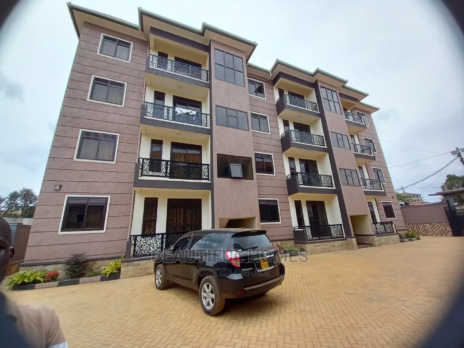 Furnished 2bdrm Block of Flats in Kyanja Wealthy, Central Division in Central Division