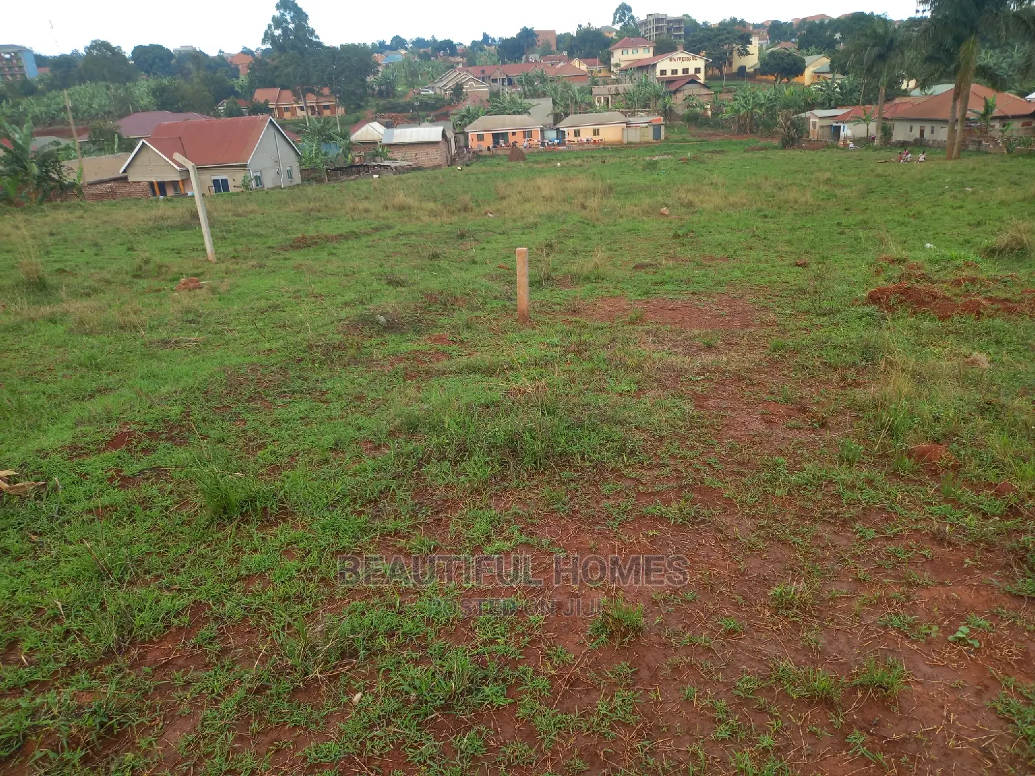 Kisaasi Stunning Plots Near Tarmack on Sell in Central Division