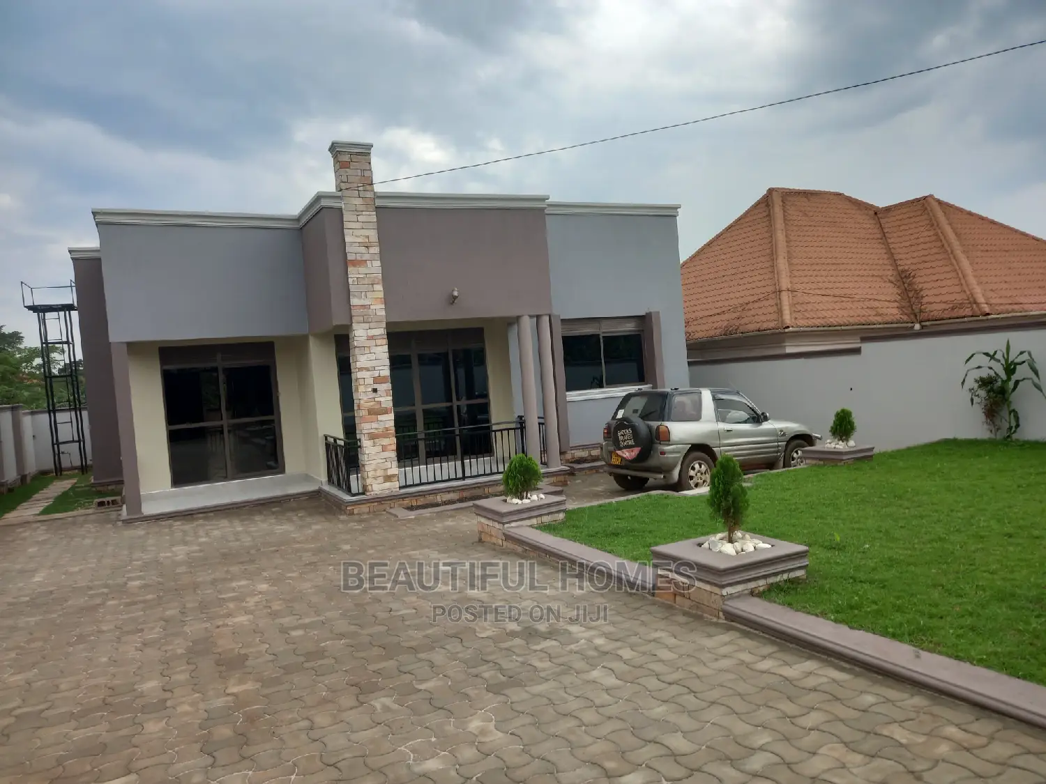 Furnished 4bdrm Bungalow in Kira for Sale in Kira
