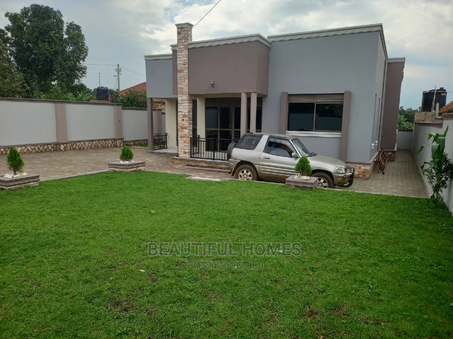 Furnished 4bdrm Bungalow in Kira for Sale in Kira