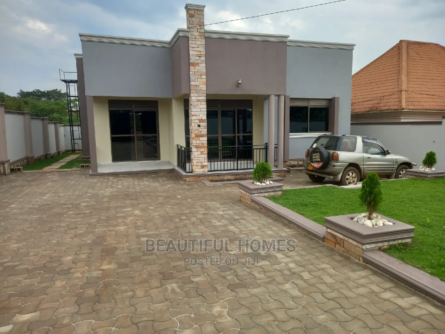 Furnished 4bdrm Bungalow in Kira for Sale in Kira