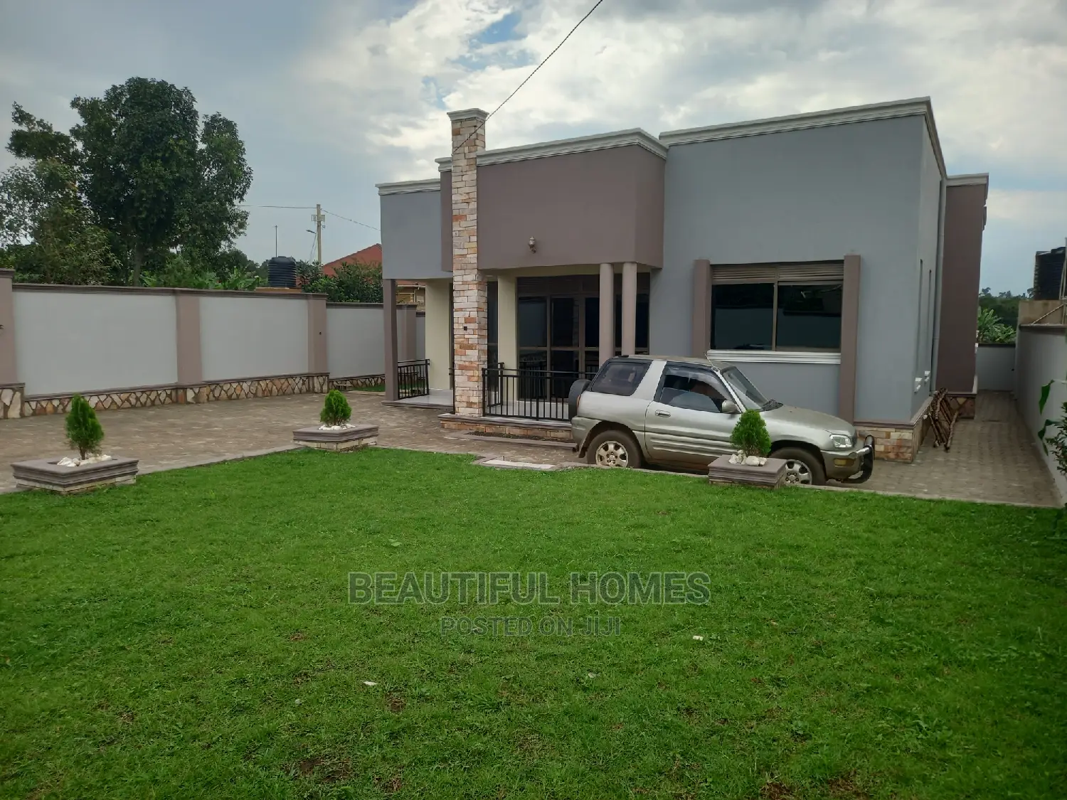 Furnished 4bdrm Bungalow in Kira for Sale in Kira