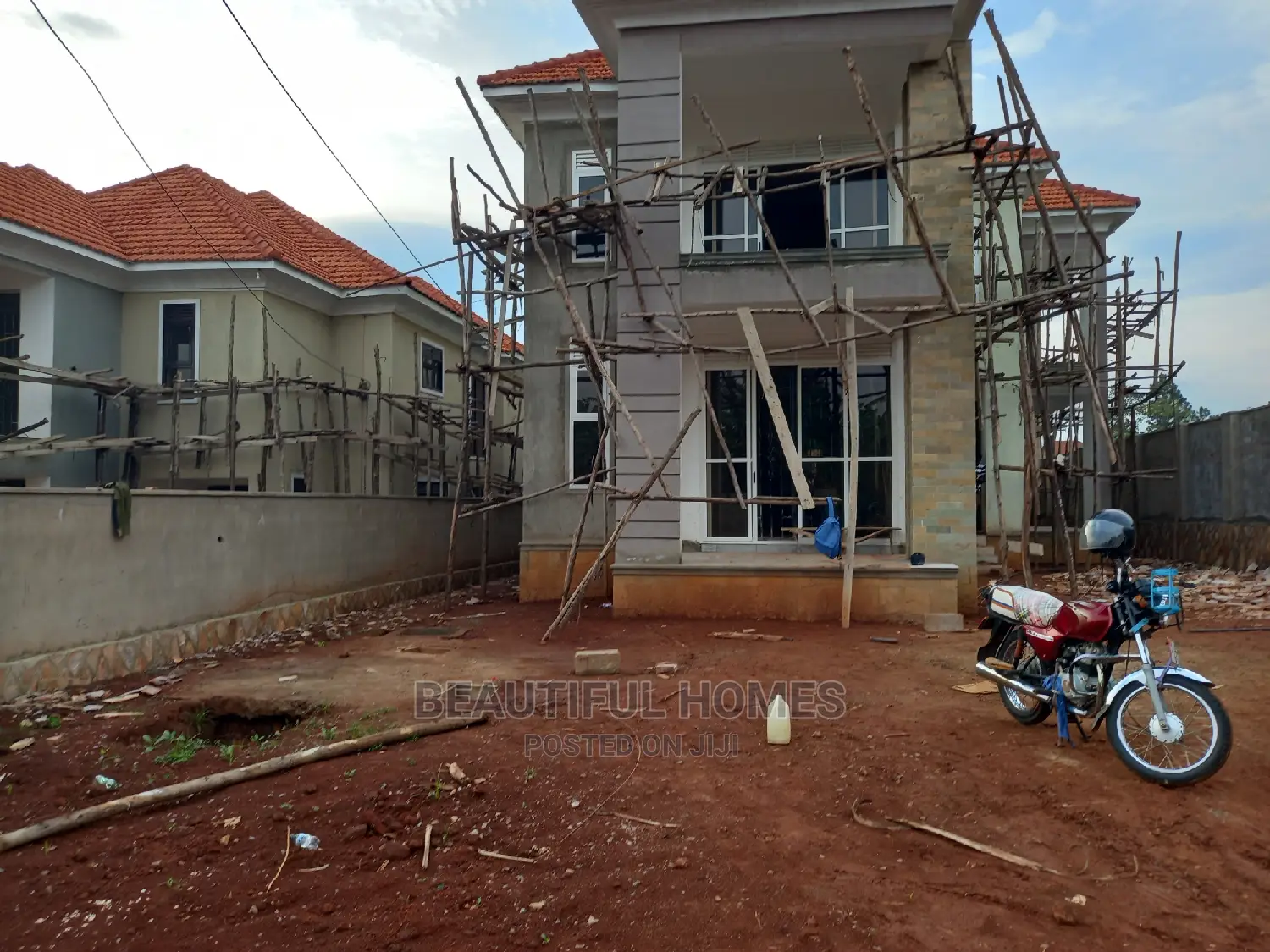 Furnished 6bdrm Mansion in Kyanja, Central Division for Sale in Central Division