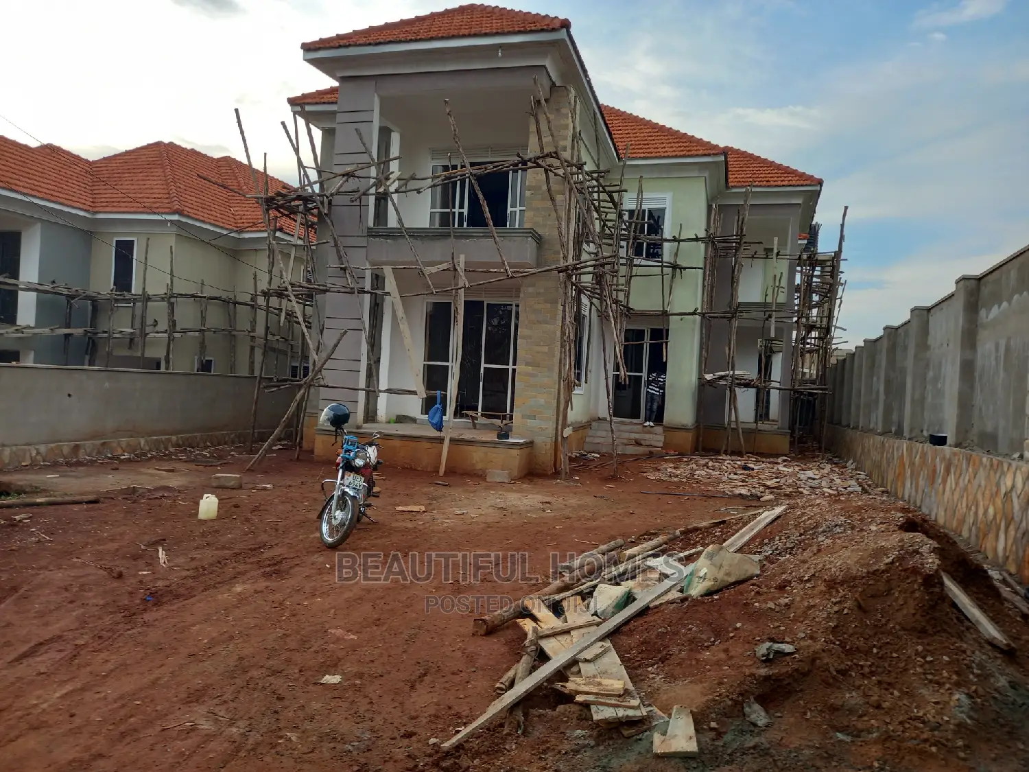 Furnished 6bdrm Mansion in Kyanja, Central Division for Sale in Central Division