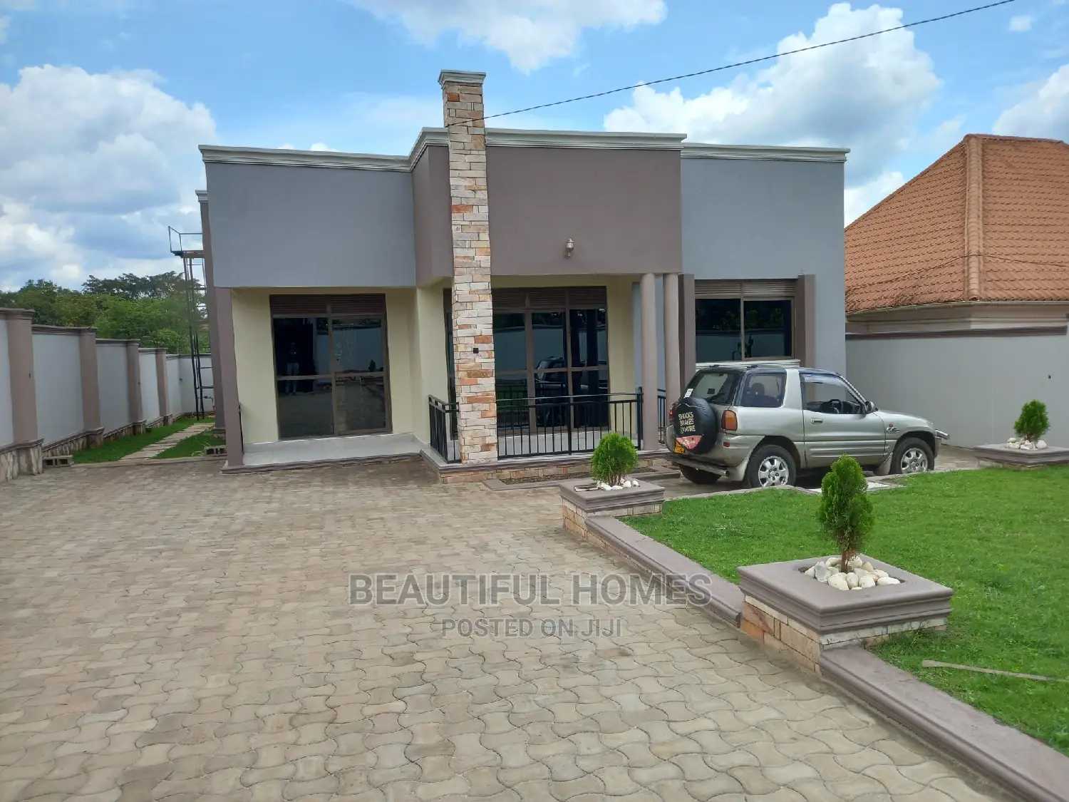 Furnished 4bdrm House in Kira for Sale in Kira