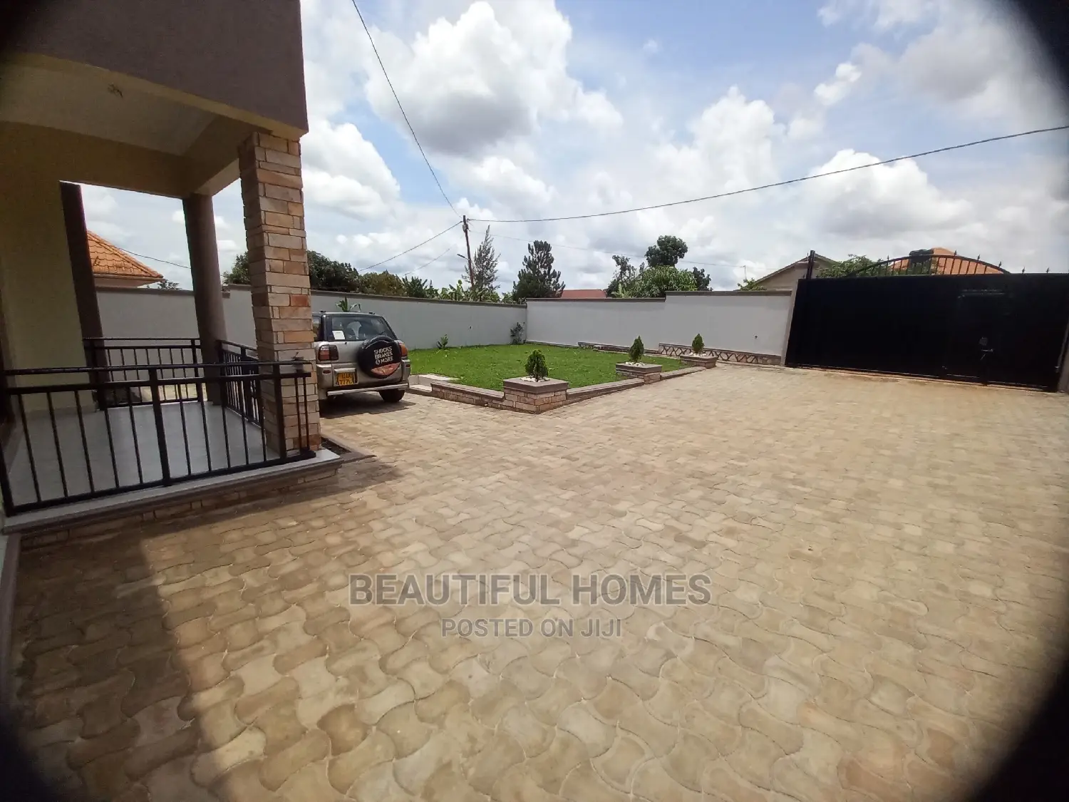Furnished 4bdrm Bungalow in Kira for Sale in Kira