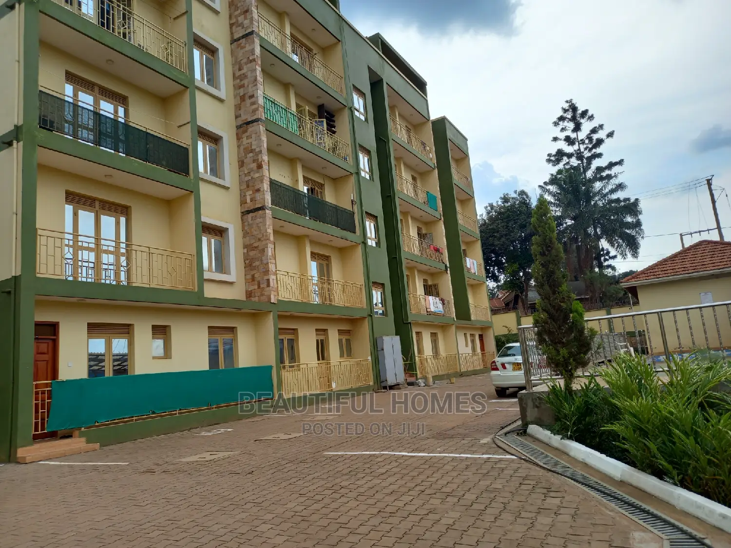 Furnished 2bdrm Condo in Bukoto, Central Division for Sale in Central Division