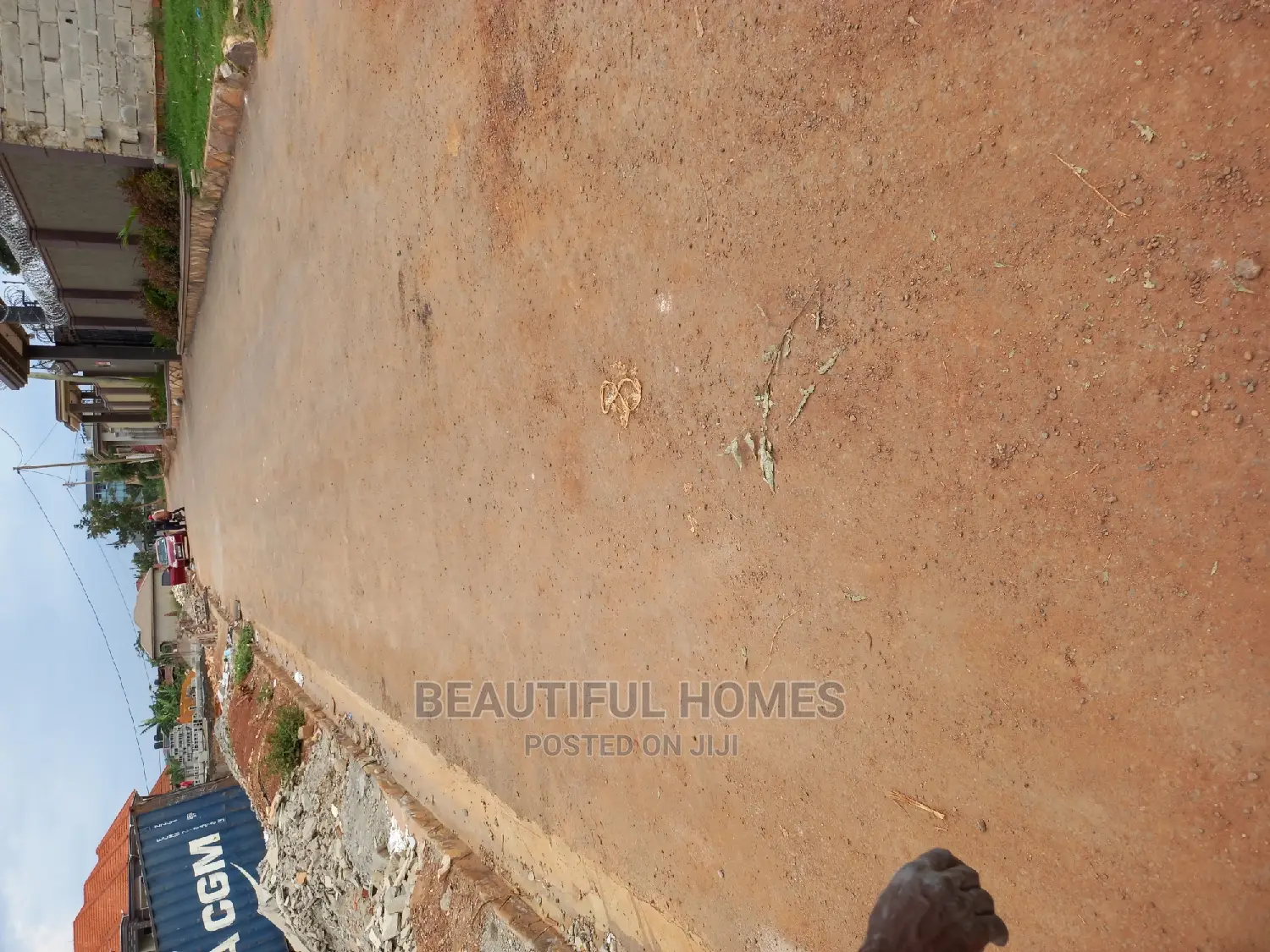 Furnished 6bdrm Duplex in Bukoto, Central Division for Sale in Central Division