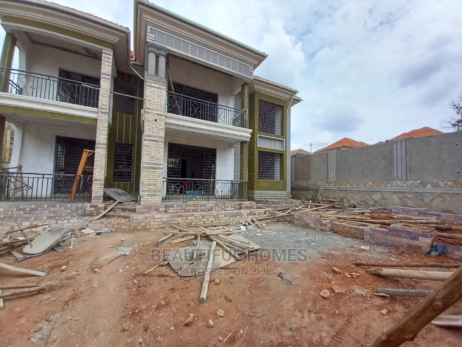 Furnished 6bdrm Duplex in Kisaasi Near Bukoto, Central Division in Central Division